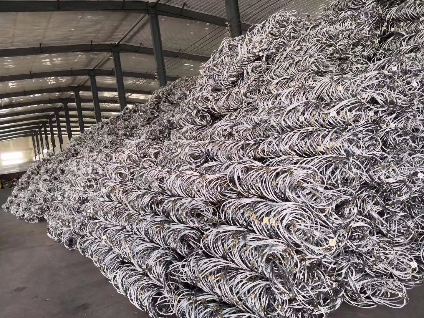 山體滑坡防護(hù)網(wǎng) 山體滑坡防護(hù)網(wǎng)