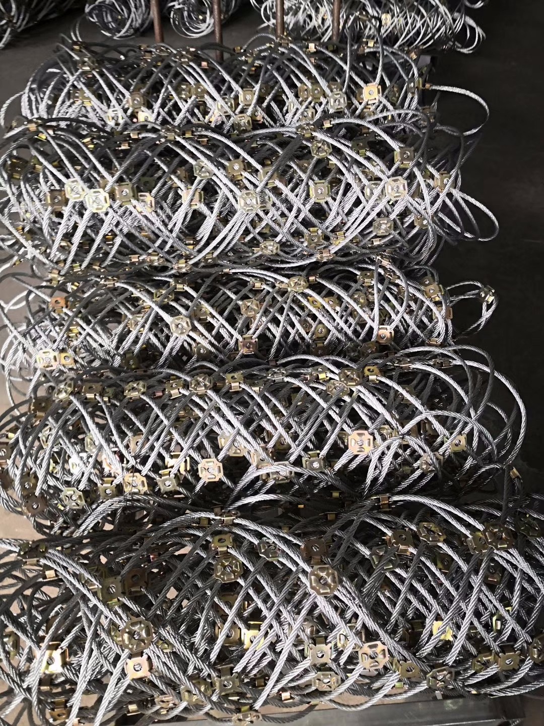 邊坡防護(hù)網(wǎng)施工方案