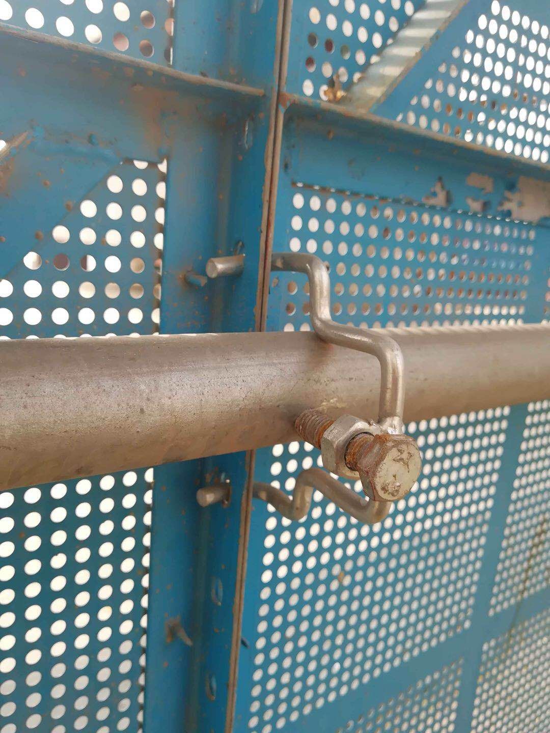 鋼板防護(hù)網(wǎng)